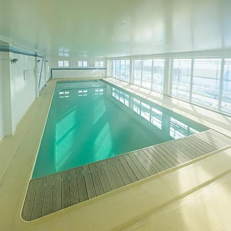 Apartment With Shared Pool, Cleaning Included Middelkerke