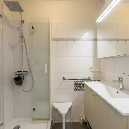 With Pool & Parking, Cleaning Included Apartment Middelkerke